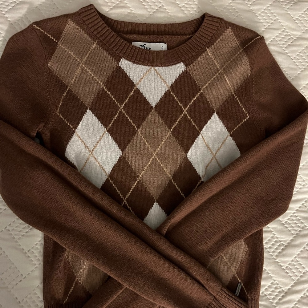 Hollister, small seater